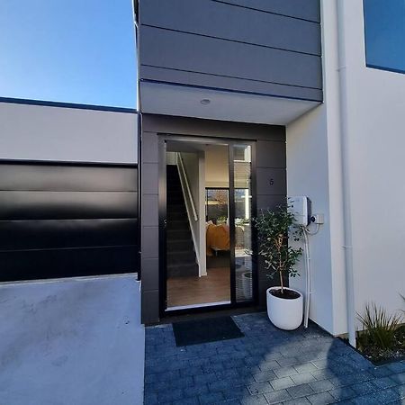 Central Home With Internal Garage - Close To Cbd! Christchurch Kültér fotó
